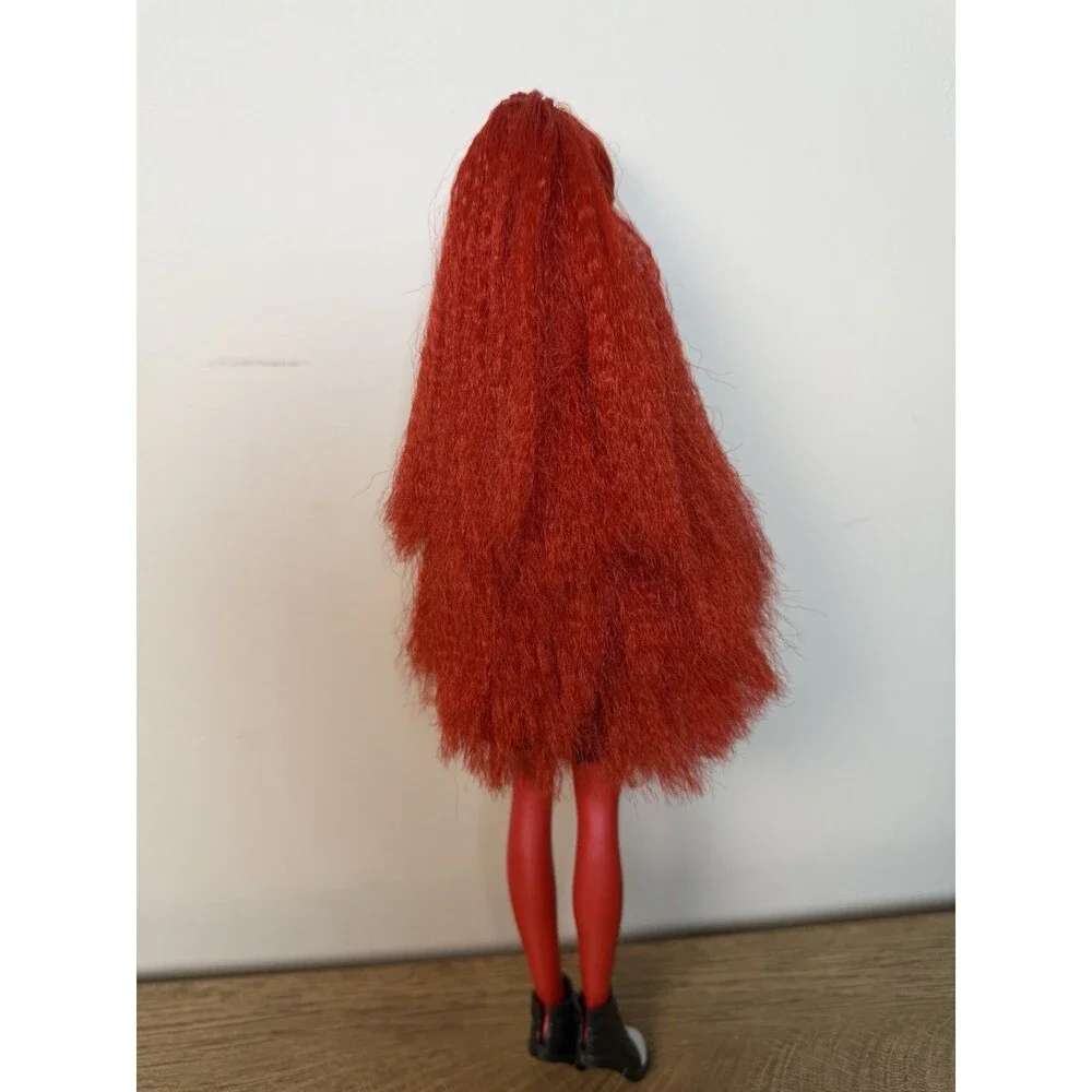 Disney Descendants: The Rise of Red – The Sorcerer's Cookbook Red Doll